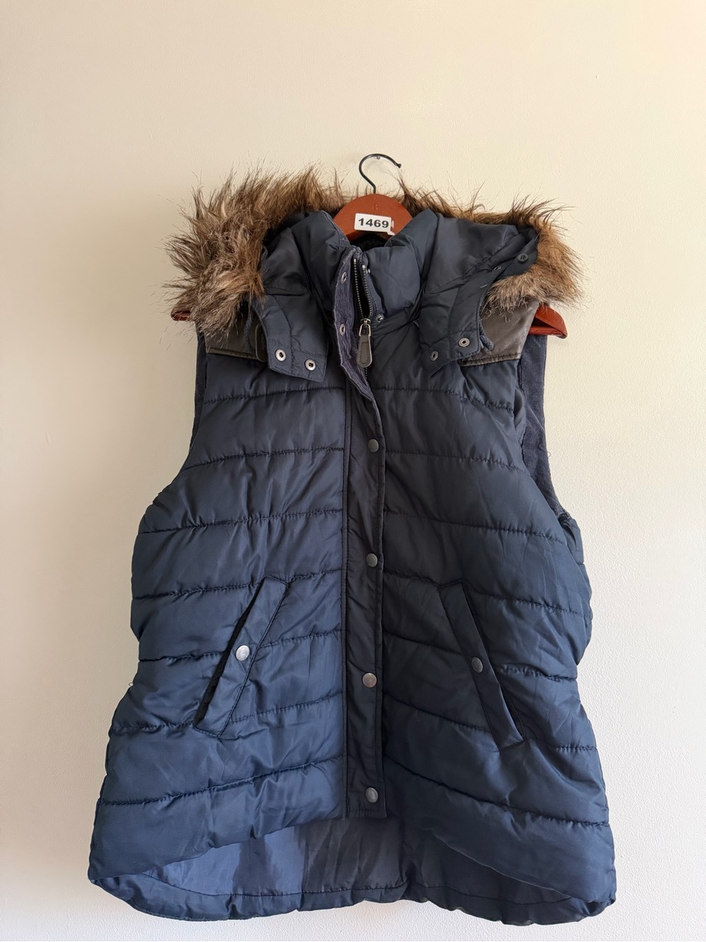 Navy Faux Fur Hooded Quilted Puffer Vest Utility Winter Puff Vest